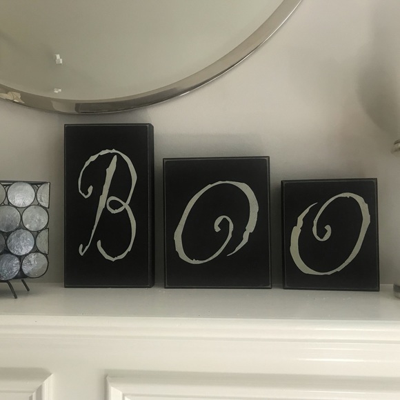 Boo Halloween Letter Plaques. Set of 3. - Picture 1 of 2
